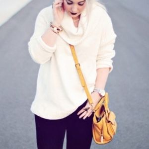 Calvin Klien white cowl neck sweater.. M